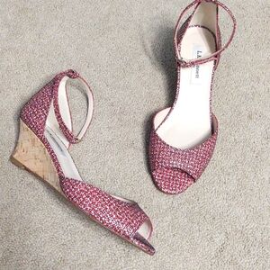 EUC L. K. Bennett red print leather peep toe wedge sandals with ankle straps